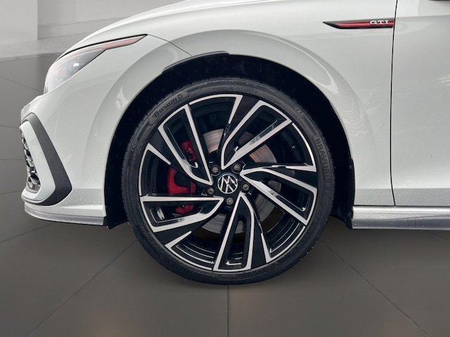 Volkswagen Golf 2.0 TSI Golf VIII