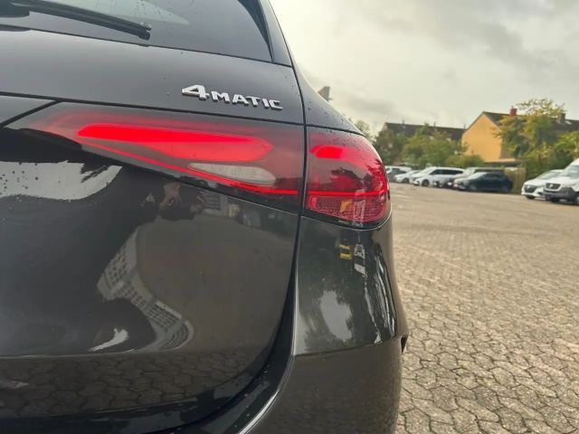 Mercedes-Benz GLC 300 4MATIC AMG Line