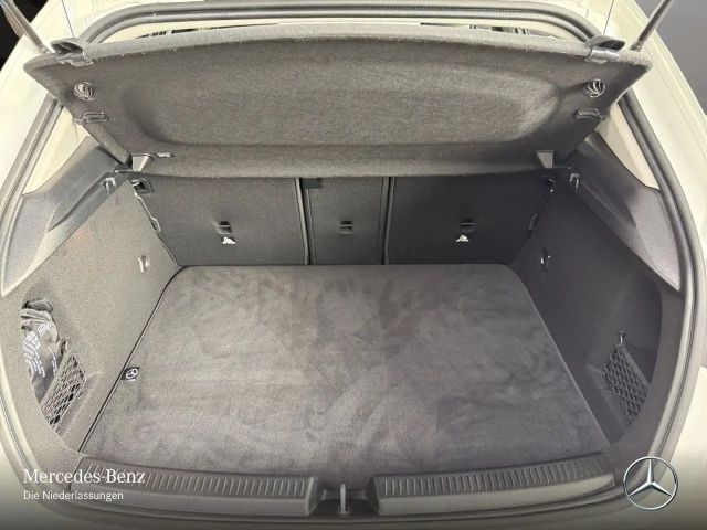 Mercedes-Benz A 200 Progressive