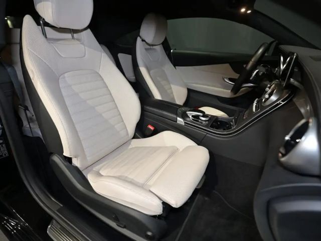 Mercedes-Benz C 300 AMG Line Coupé