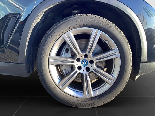 BMW X5 xDrive45e