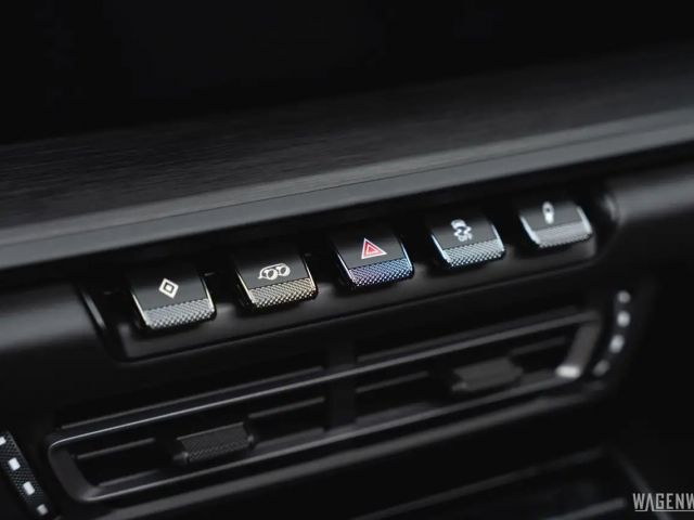 Porsche 992 4 Cabrio GTS Targa