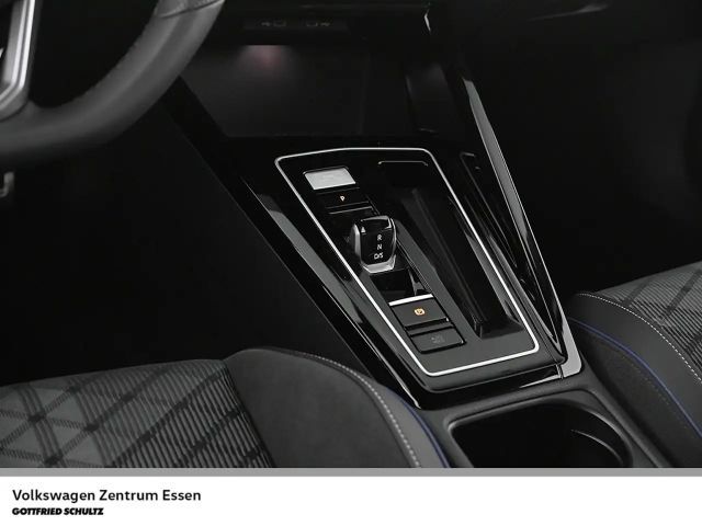 Volkswagen Golf Business R-Line Variant