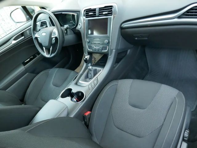 Ford Mondeo Titanium