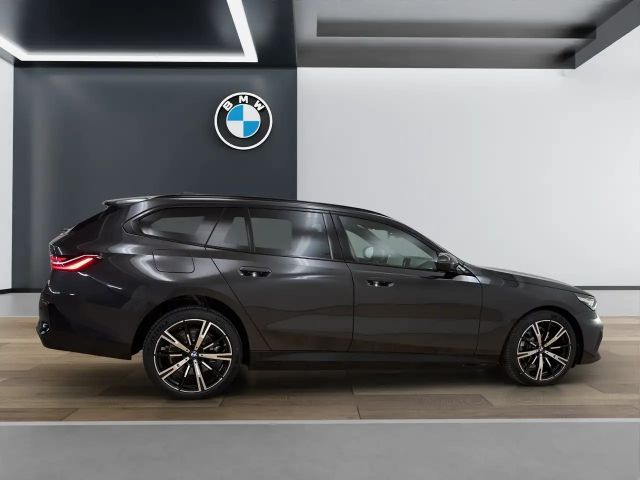 BMW 530 530e Touring xDrive