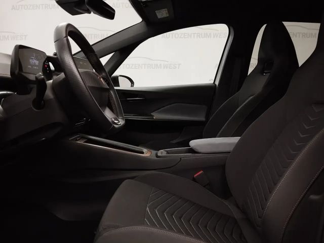 Cupra Born 62kWh...Navi/RFK/LED