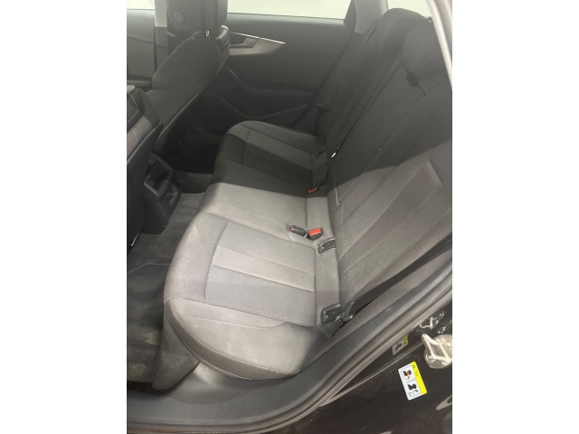 Audi A4 40 TFSI Avant Quattro S-Tronic