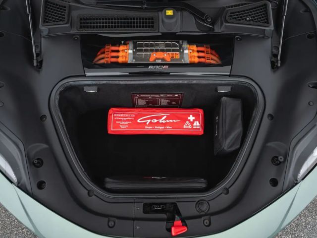 Ferrari SF90 Stradale