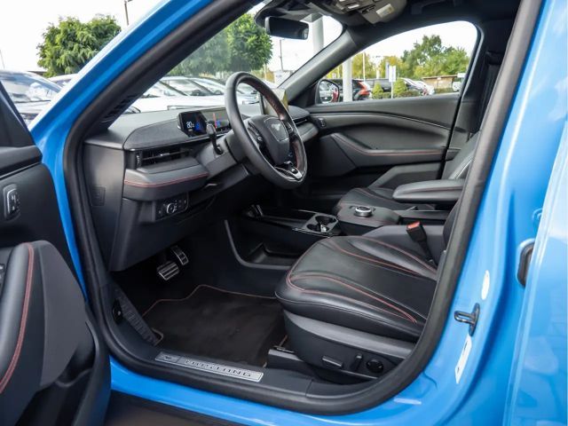 Ford Mustang Mach-E AWD