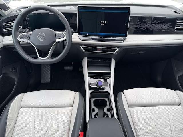 Volkswagen Tiguan TDI 4M Matrix/Pano/CarPlay/AHK