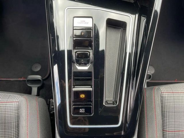 Volkswagen Golf 2.0 TSI DSG GTI