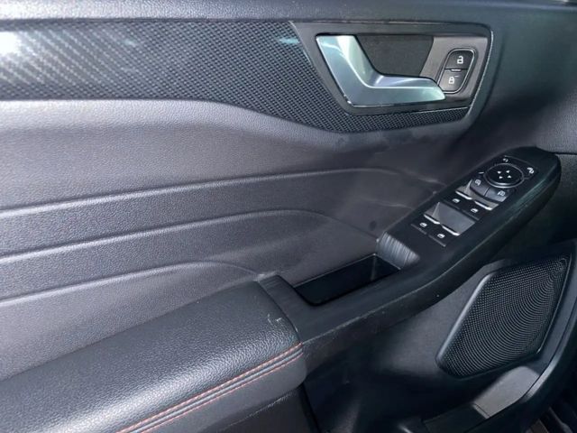 Ford Kuga Plug in Hybrid ST Line X