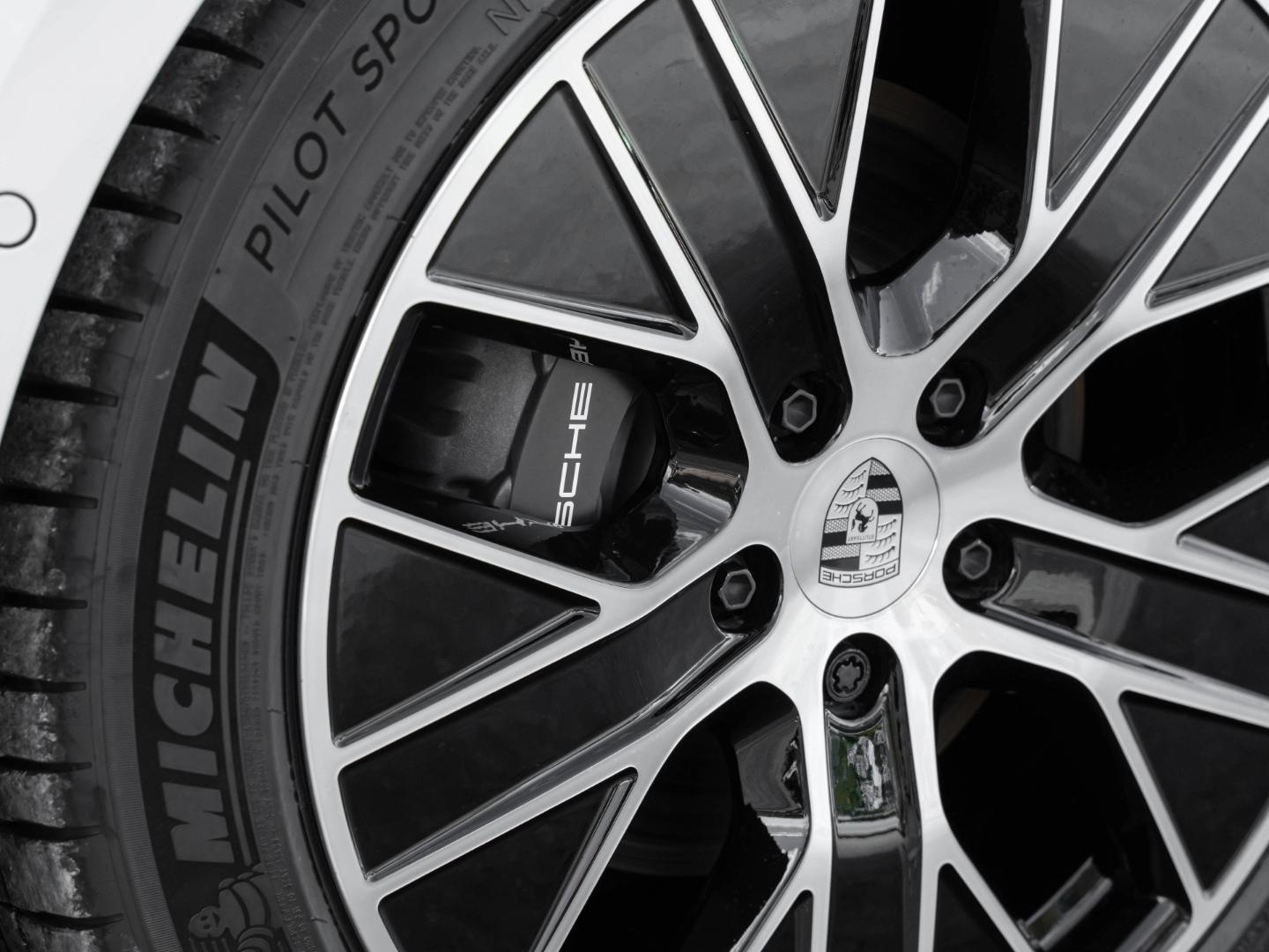 Porsche Taycan Sport Turismo