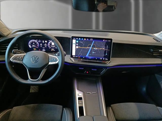 Volkswagen Passat 1.5 eTSI Business DSG