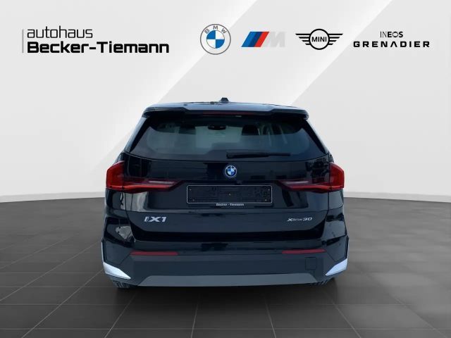 BMW iX1 xDrive30
