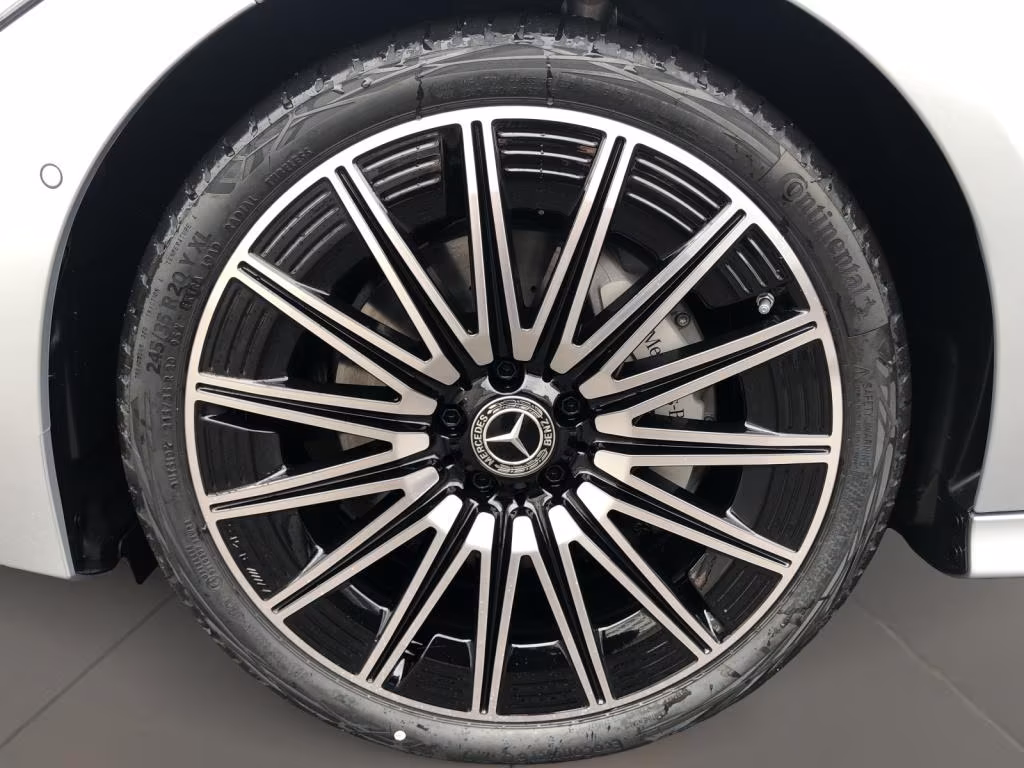 Mercedes-Benz CLE 300 4MATIC AMG Line