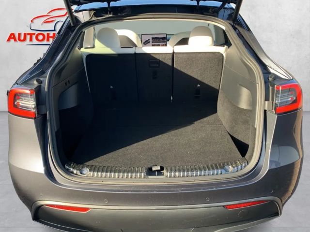 Tesla Model Y AWD Long Range