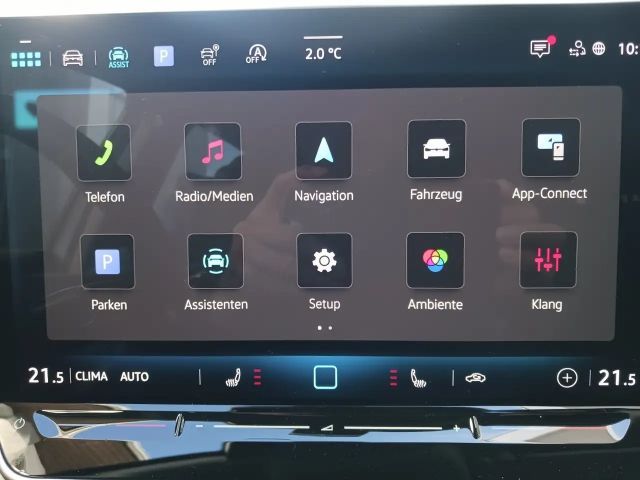 Volkswagen Golf 1.5 TSI Business Life Variant