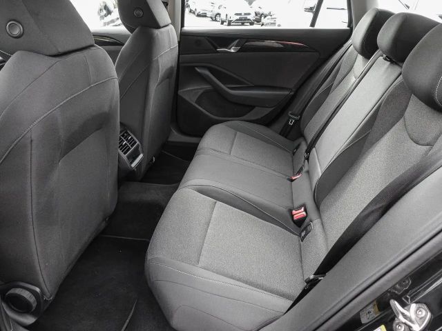 Volkswagen Passat 1.5 eTSI DSG