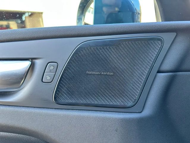 Volvo XC60 AWD Geartronic Momentum