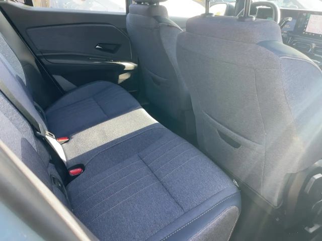 Renault 4 Comfort E-Tech Techno