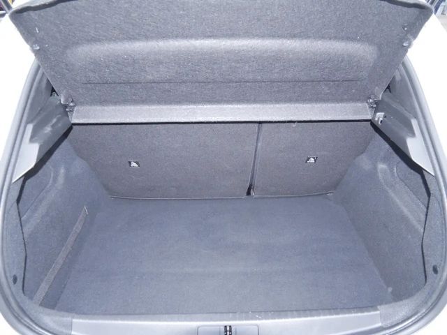 Peugeot E-208 Active Pack