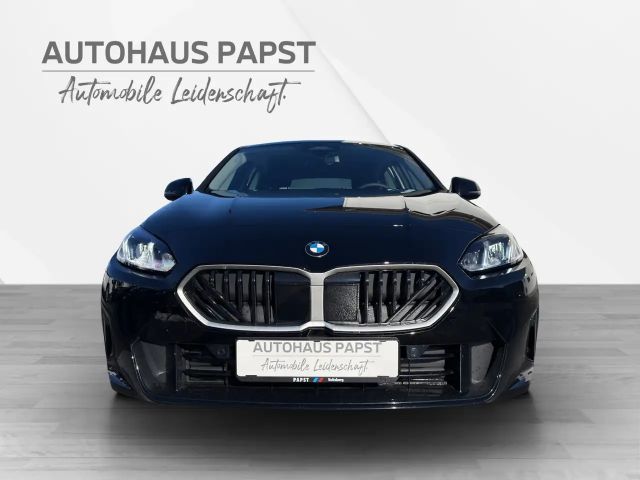 BMW 116 Benziner *** F70 ***