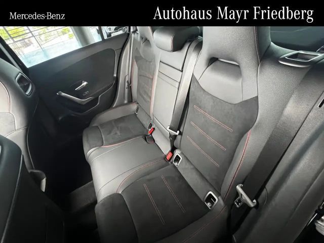 Mercedes-Benz A 250 4MATIC AMG Line