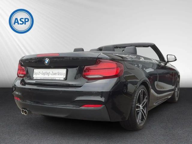 BMW 220 220i Cabrio M-Sport
