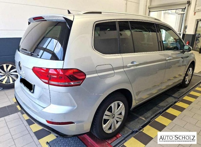 Volkswagen Touran 1.5 TSI DSG Highline R-Line