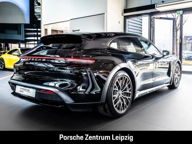 Porsche Taycan 4 Cross Turismo