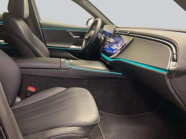 Mercedes-Benz E 200 E-Klasse