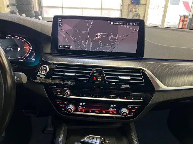 BMW 530 530d M-Sport xDrive