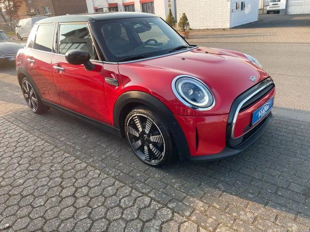 MINI Cooper Yours Trim Pano Kamera LED Navi Head-Up