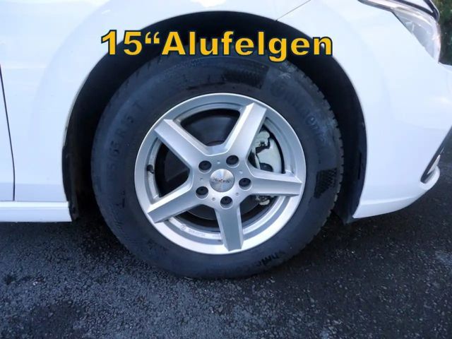 Volkswagen Golf Life Variant