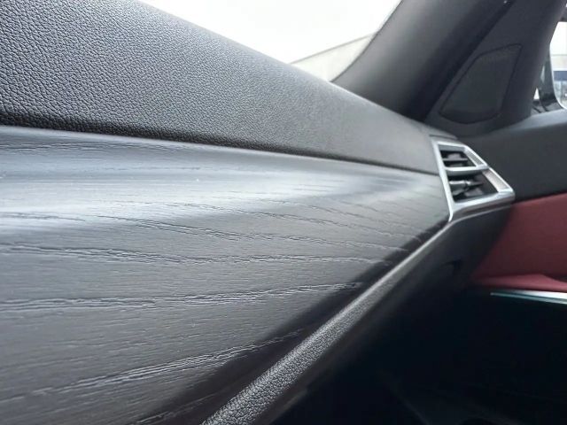 BMW 330 330e M-Sport Touring