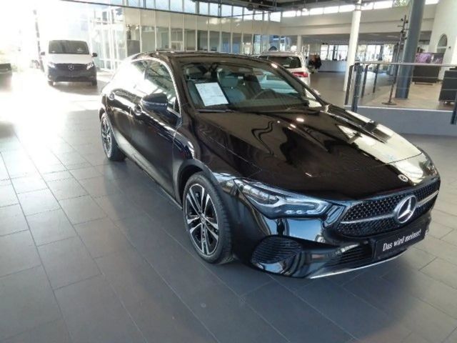 Mercedes-Benz CLA 180 LED,AHK,NAVI,KAMERA,NP:49.189,-EURO