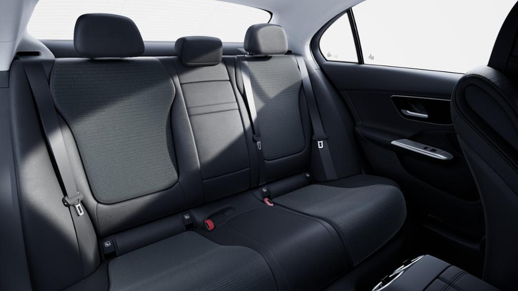 Mercedes-Benz C 200 Sedan