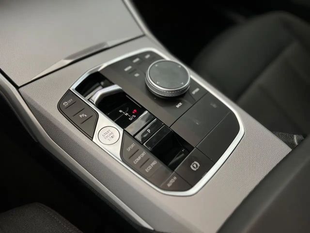 BMW 320 320d Sedan xDrive