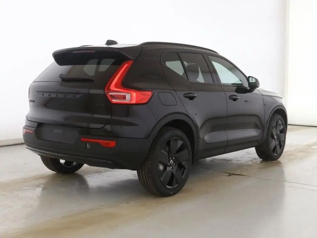 Volvo XC40 Plus