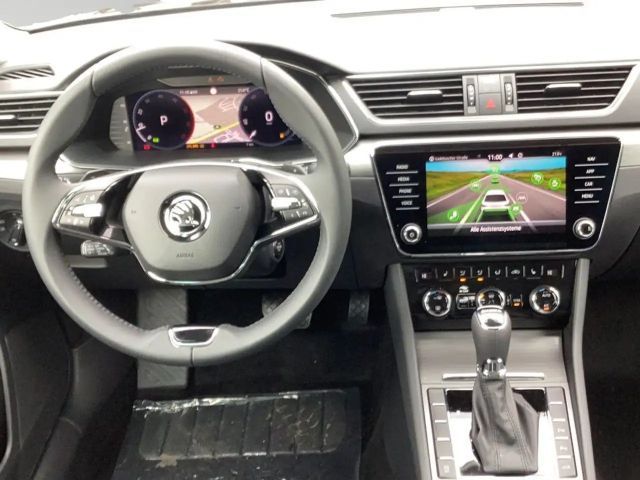 Skoda Superb 2.0 TDI Combi Style Style