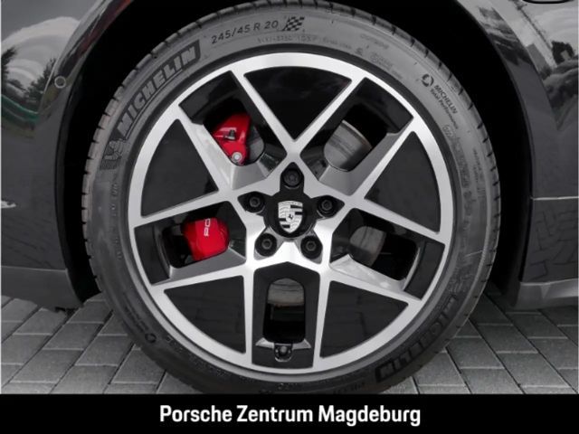 Porsche Taycan 4S