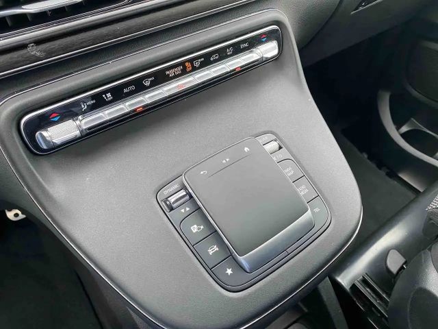 Mercedes-Benz V 300 Limousine Lang Style