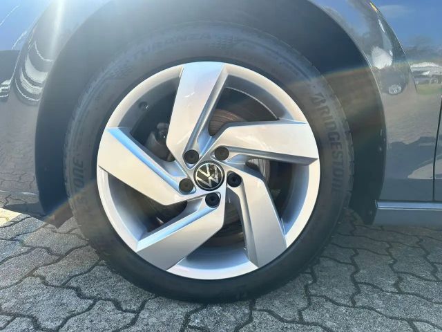 Volkswagen Golf 1.0 TSI Golf VIII Life
