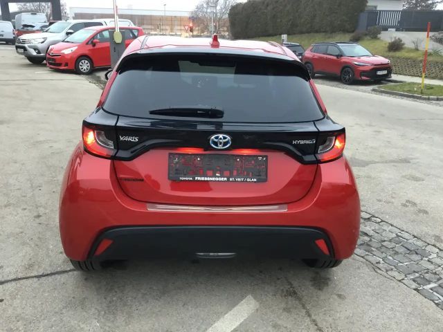 Toyota Yaris Active Hybride VVT-i