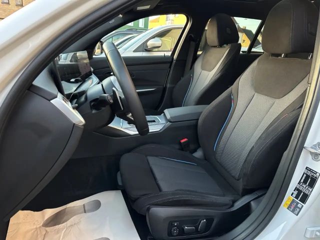 BMW 330 330e M-Sport Touring