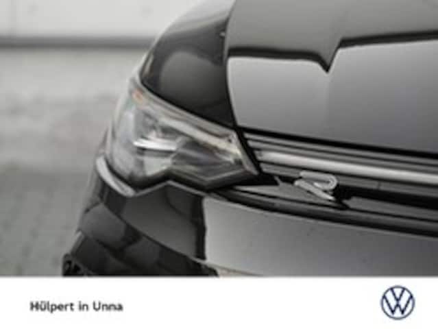 Volkswagen Golf 1.5 eTSI Golf VIII R-Line