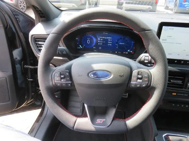 Ford Focus Limited ST Line