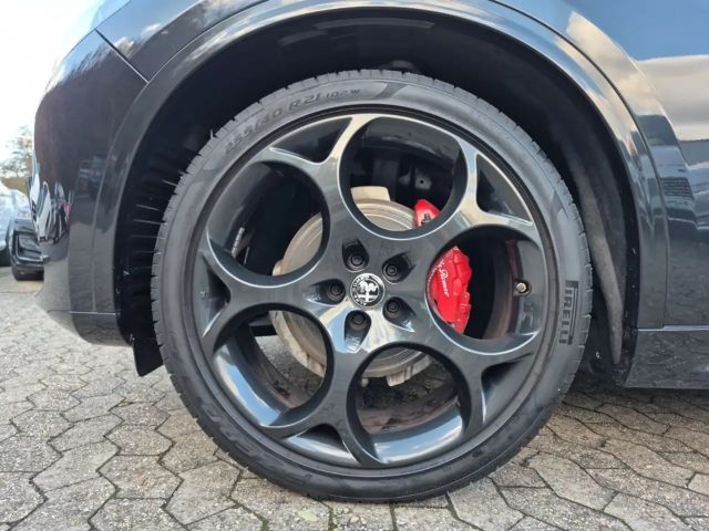 Alfa Romeo Stelvio Q4