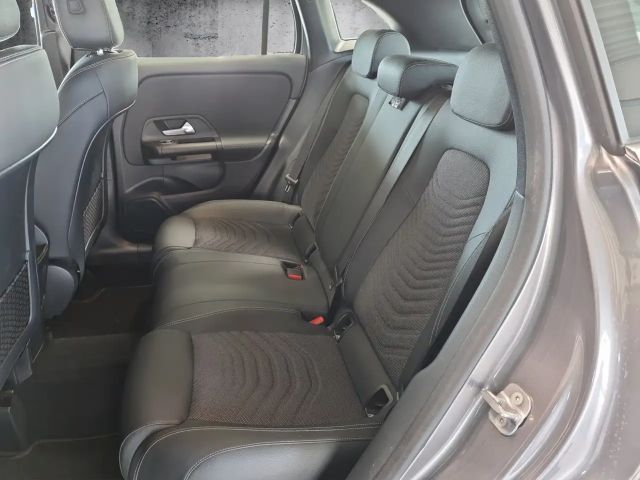 Mercedes-Benz GLA 250 GLA 250 e Style